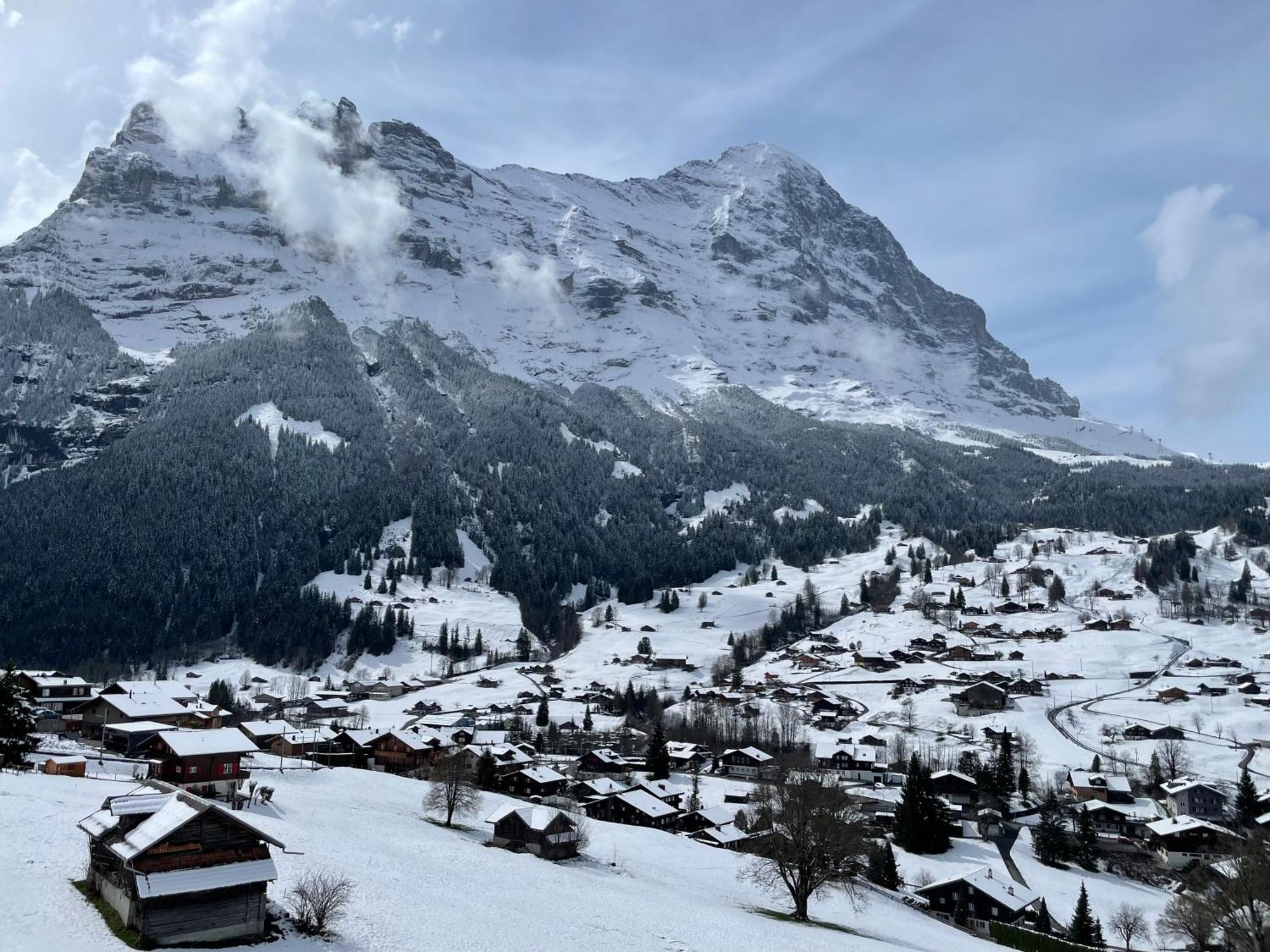 Double or Twin Room Eiger View Balcony,1516452667:JPEG