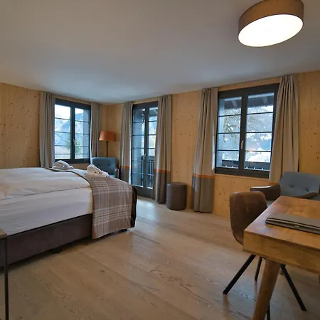 Eiger View Alpine Lodge-3